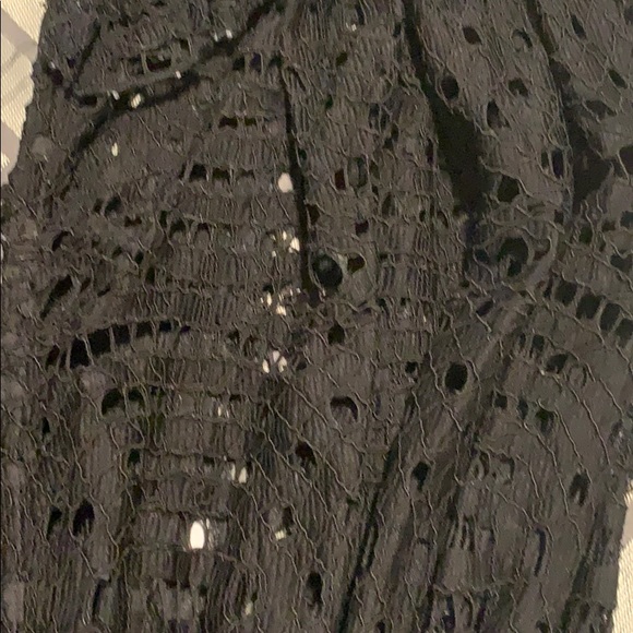 1 DAY SALE LAST 1️⃣ 😍 Black Crotchet Romper 😍 - Picture 6 of 6